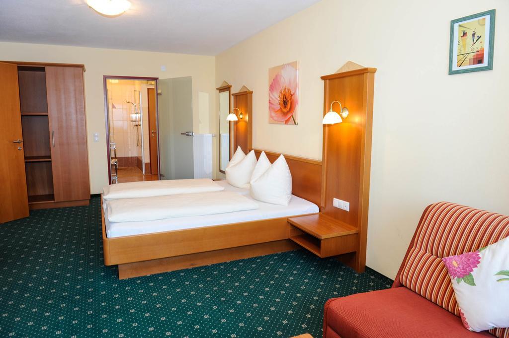 Hotel Posauner Санкт Файт им Понгау Екстериор снимка