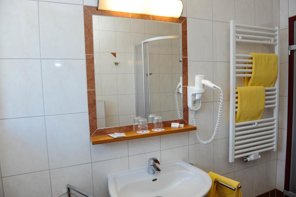 Hotel Posauner Санкт Файт им Понгау Екстериор снимка